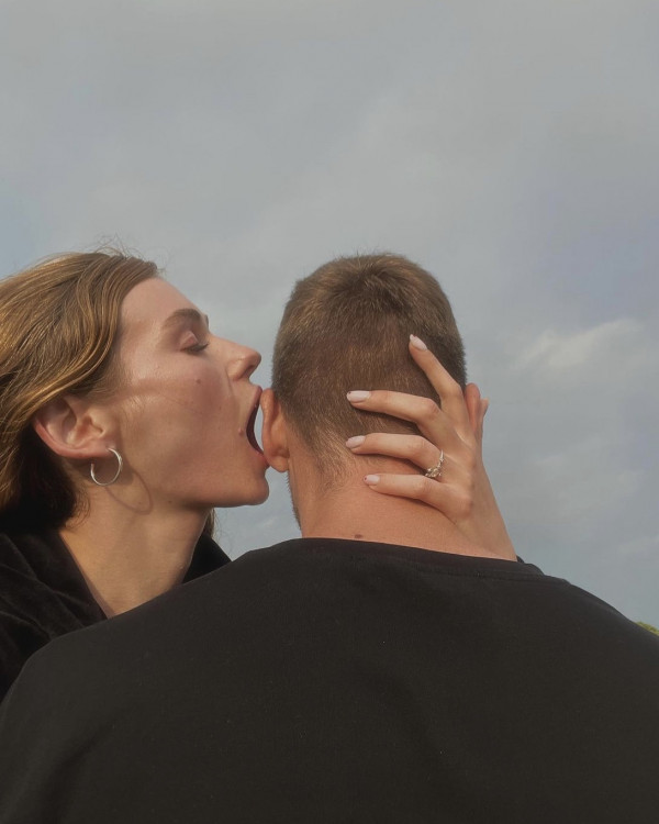 Первые кадры со свадьбы певицы Луны