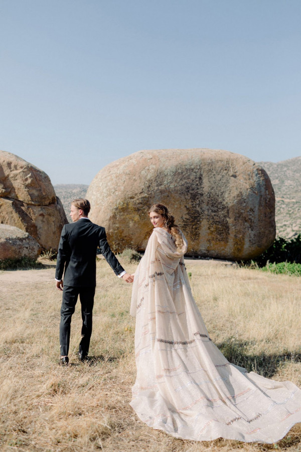 Любовное посвящение от Anna Roussos