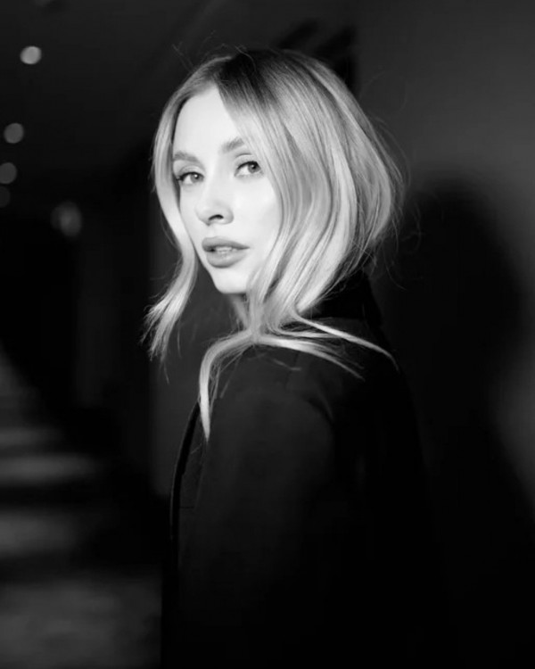 Стилист Зина Николаева о бьюти-трендах для невест