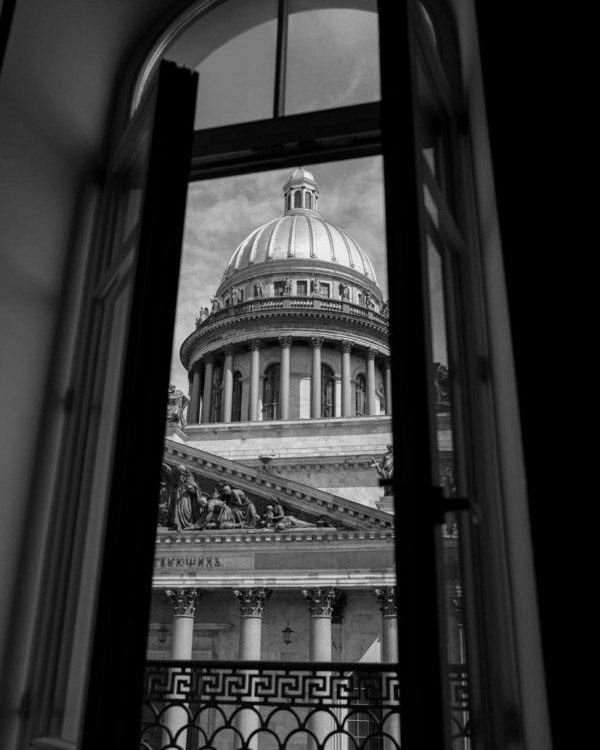 Свадьба в Петербурге. Где остановиться молодоженам, если