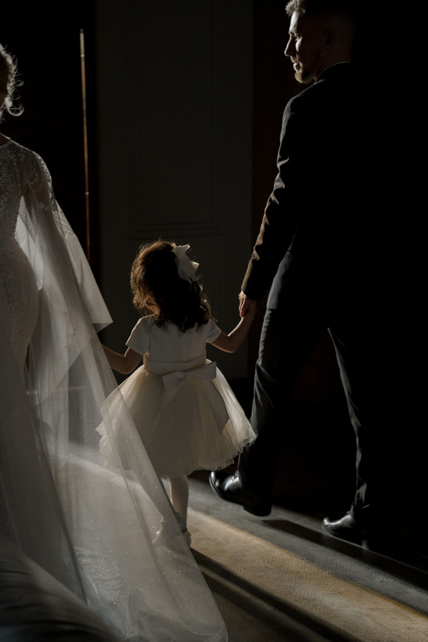 Лена, Паша и Амели. Трогательный свадебный день