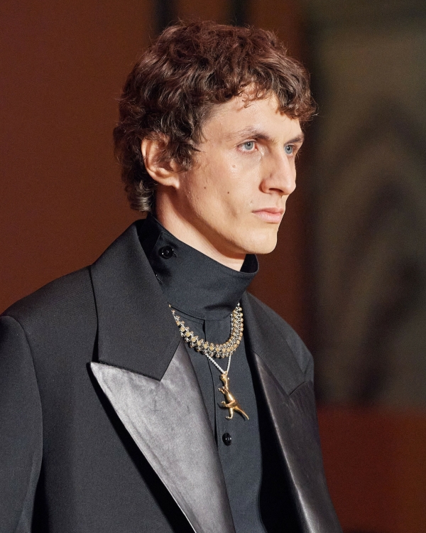 Идеи образов для жениха из осенних коллекций