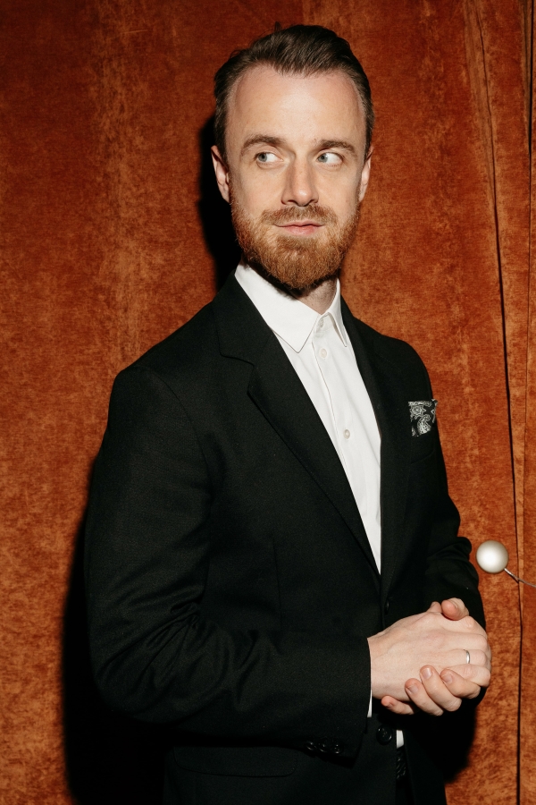 Ведущие Михаил Белянин