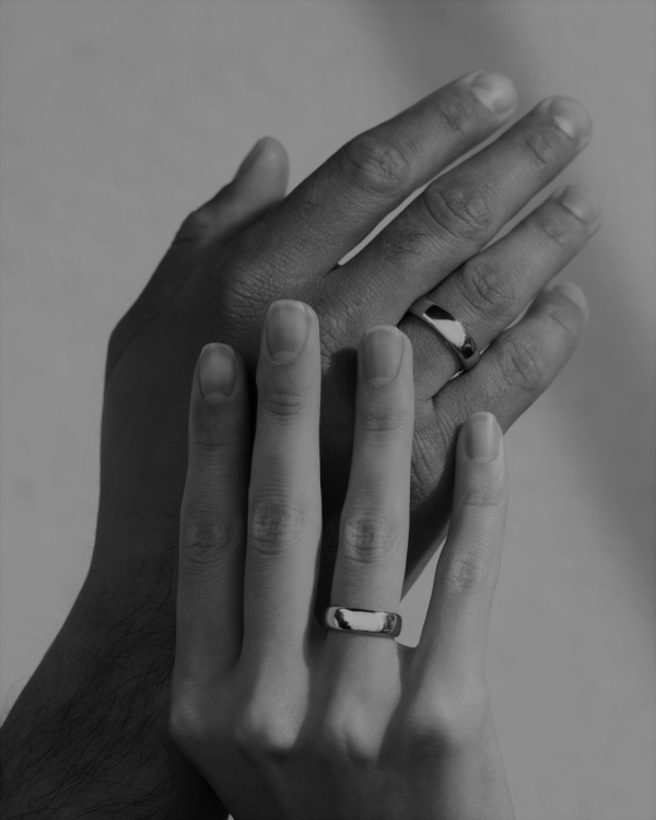 Где искать классические обручальные кольца в Питере?