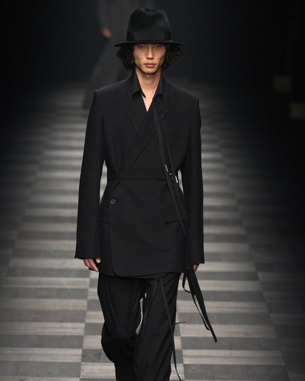 Идеи образов для жениха из осенних коллекций