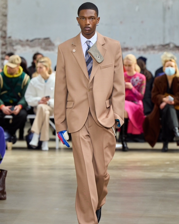 Идеи образов для жениха из осенних коллекций