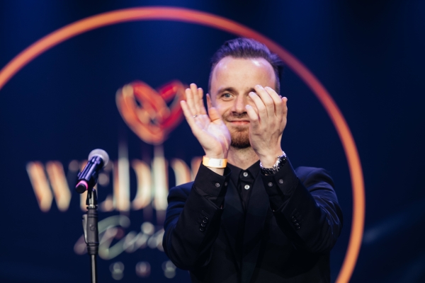 Ведущие Михаил Белянин