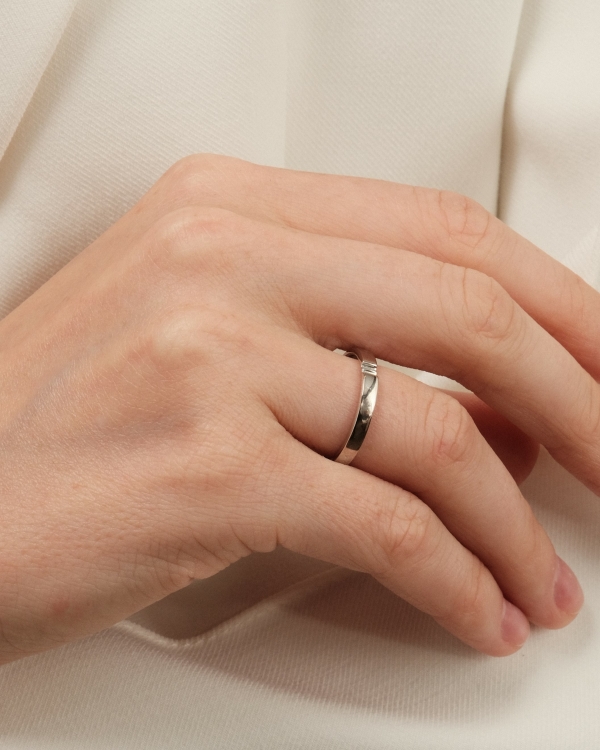 Где искать классические обручальные кольца в Питере?