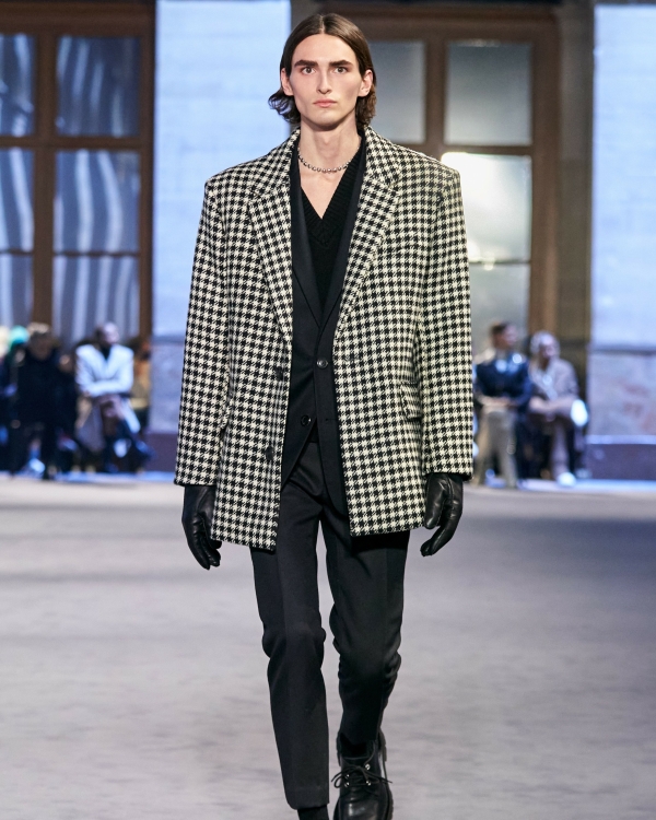 Идеи образов для жениха из осенних коллекций