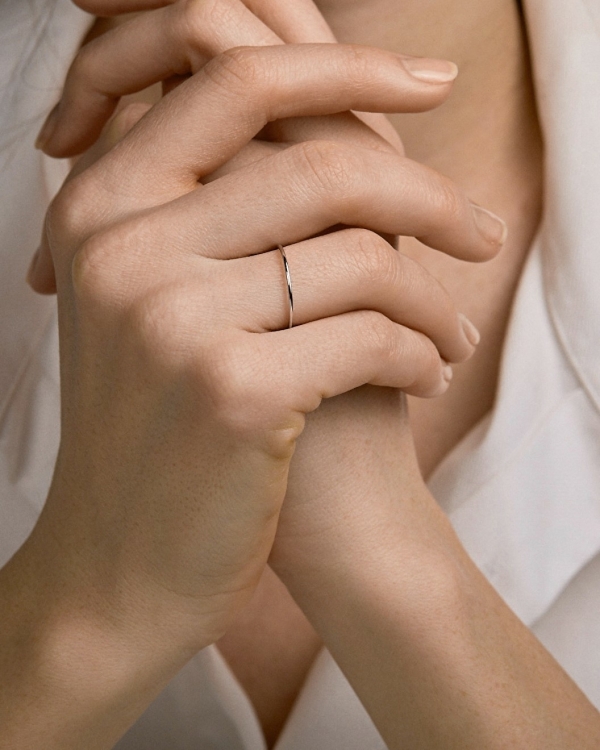 Где искать классические обручальные кольца в Питере?