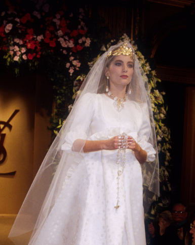 Свадебные платья Ива Сен-Лорана, которые вдохновят современных