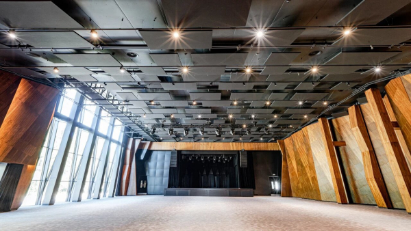 Площадки La Pino Hall