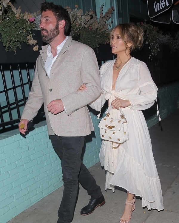 Лучшие совместные выходы Бена Аффлека и Дженнифер