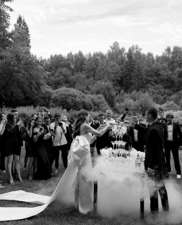 Как завершить свадебный день без салюта и