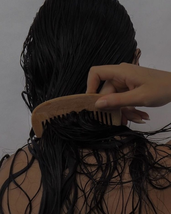 Бьюти-гороскоп на август: когда делать стрижки, окрашивание,