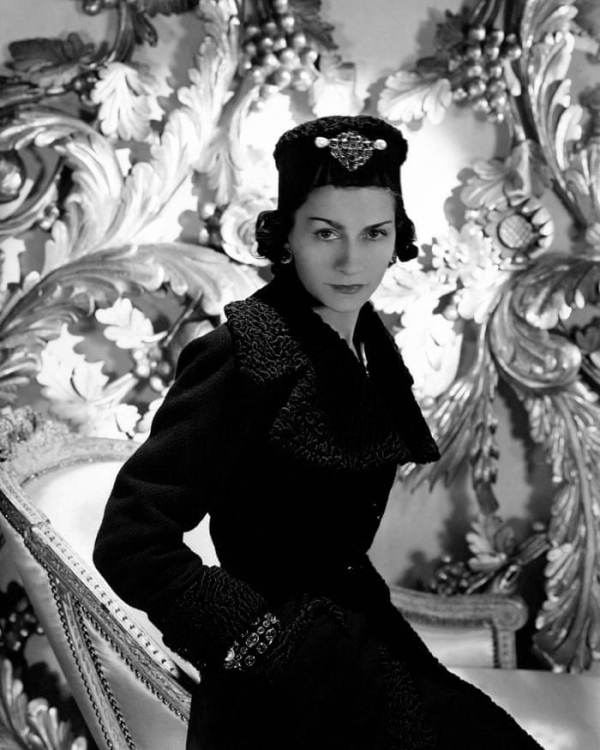 Главные цитаты Коко Шанель о женщинах, стиле