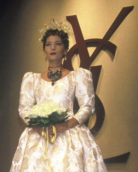 Свадебные платья Ива Сен-Лорана, которые вдохновят современных