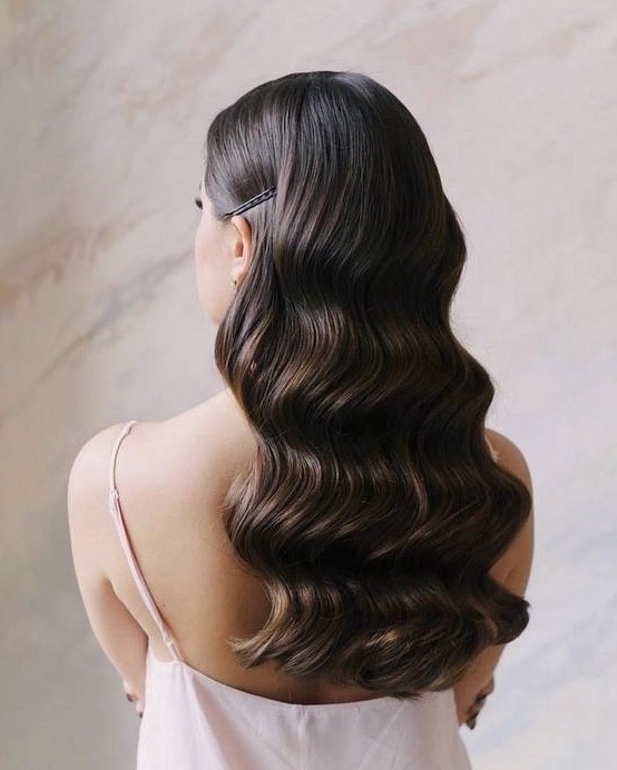 Как носить локоны в 2022?