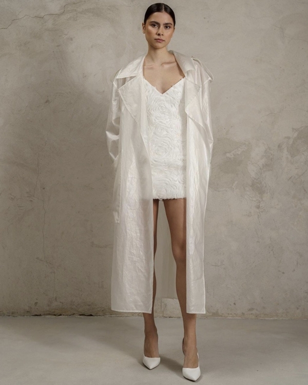 10 актуальных тренчей для образа невесты