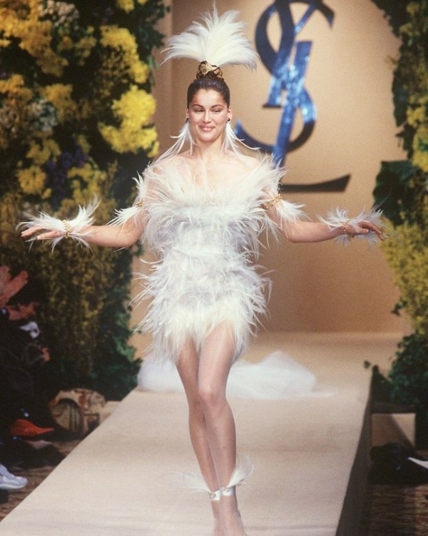 Свадебные платья Ива Сен-Лорана, которые вдохновят современных