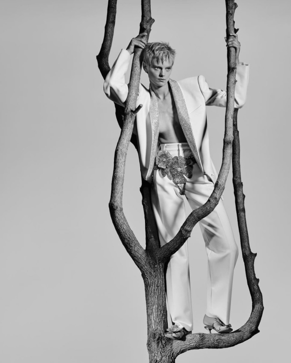 Оверсайз жакеты для невест, как у Хейли