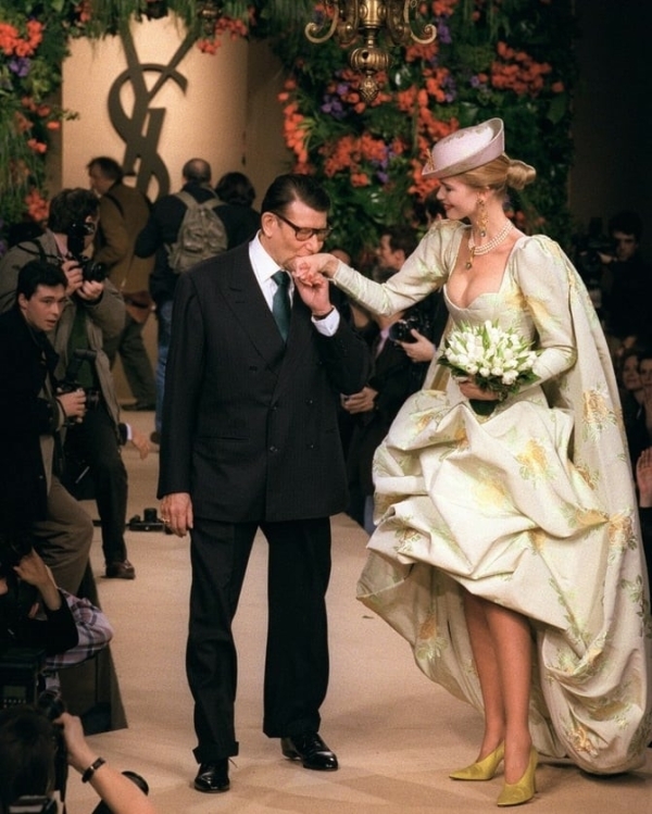 Свадебные платья Ива Сен-Лорана, которые вдохновят современных