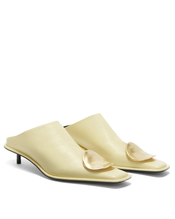 10 дизайнерских пар туфель для свадьбы теплой