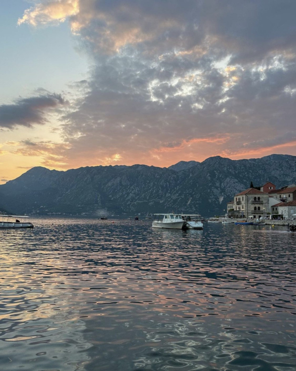 Где провести медовый месяц в бархатный сезон?