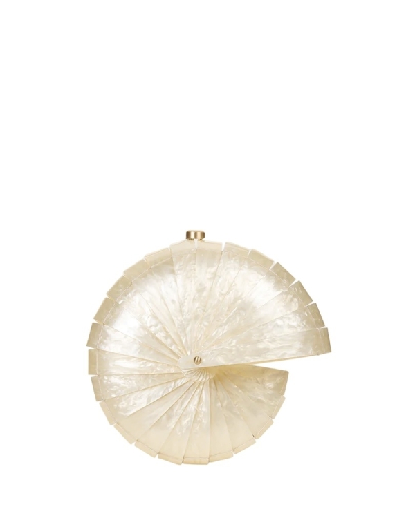 10 актуальных клатчей для невест, которые вы