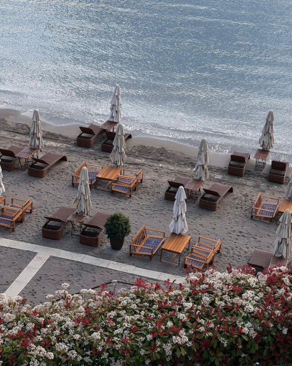 Где провести медовый месяц в бархатный сезон?