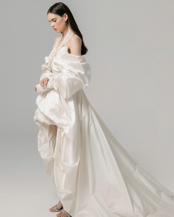 Как собрать свадебный образ в духе Жанны