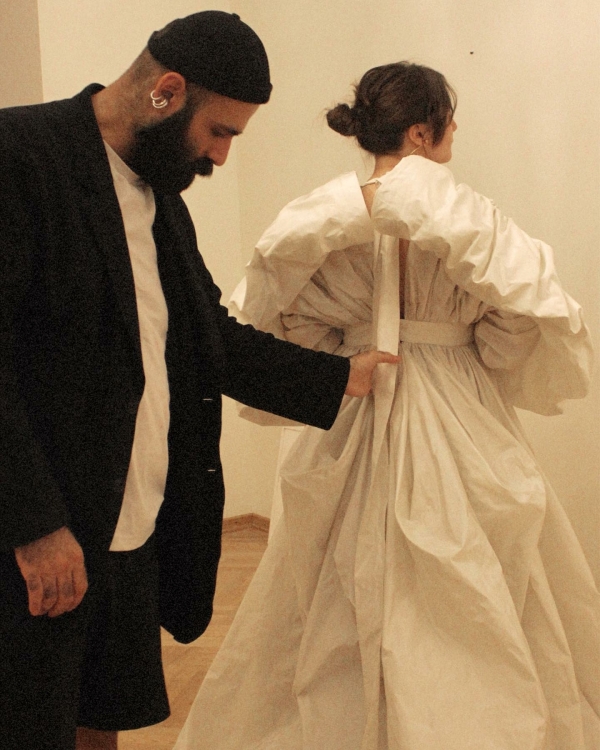 Шелковая тафта, кутюрный крой и комфорт невесты