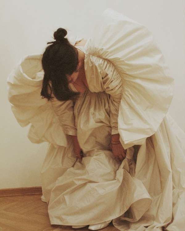 Шелковая тафта, кутюрный крой и комфорт невесты