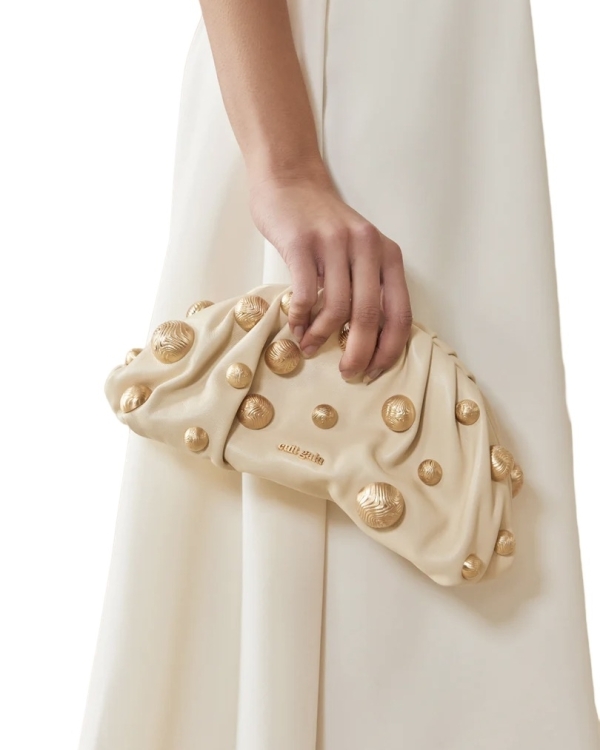 10 актуальных клатчей для невест, которые вы