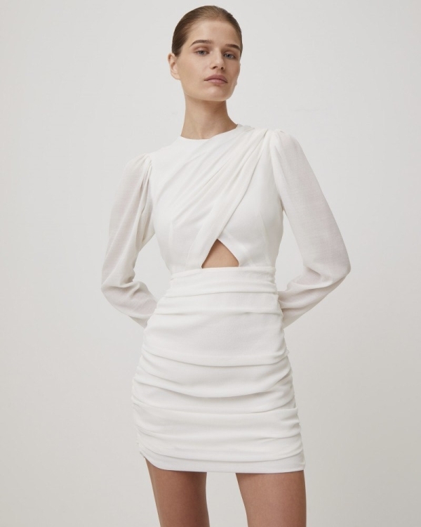 Второе платье невесты — еще один повод