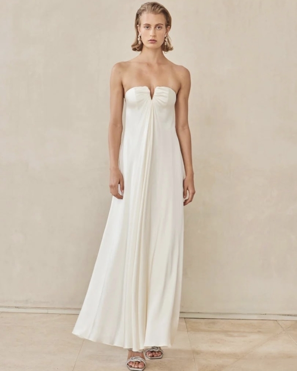 Второе платье невесты — еще один повод