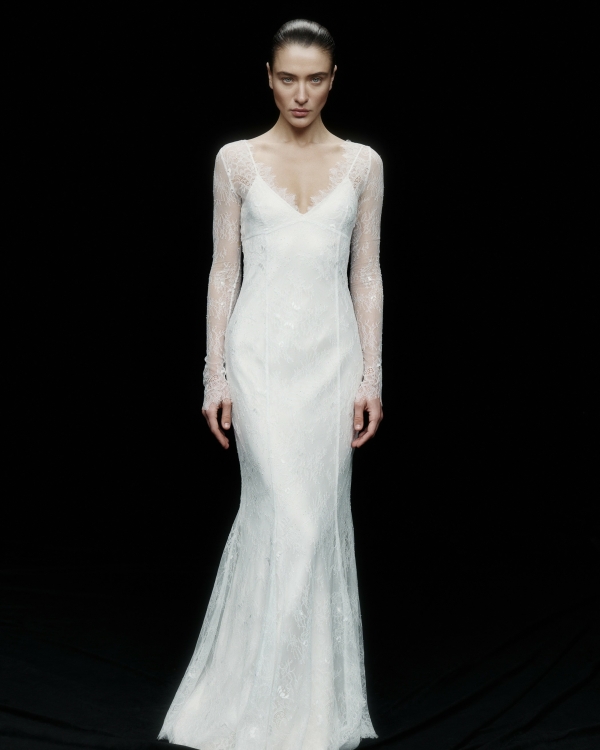 Осенняя свадьба: платья для невесты с длинным