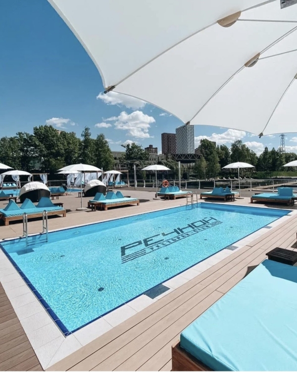 5 открытых бассейнов в Москве для летнего