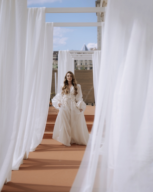 История одного декора: флористика в тон города,