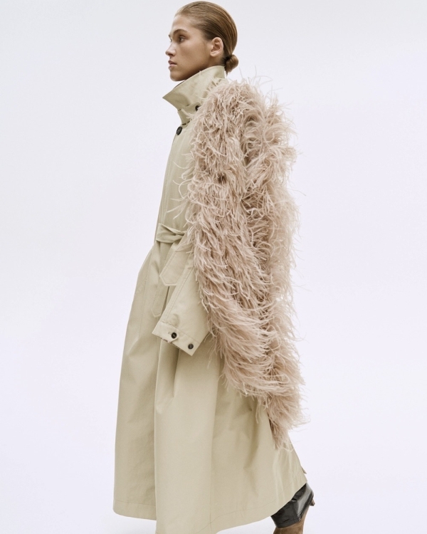 Что надеть поверх свадебного платья? 12 вариантов