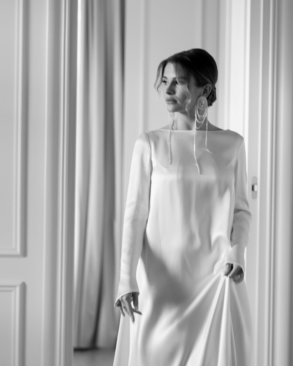 Осенняя свадьба: платья для невесты с длинным