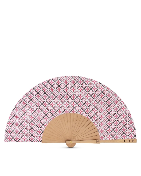 От лимитированных ракеток до дизайнерской надувной лодки: