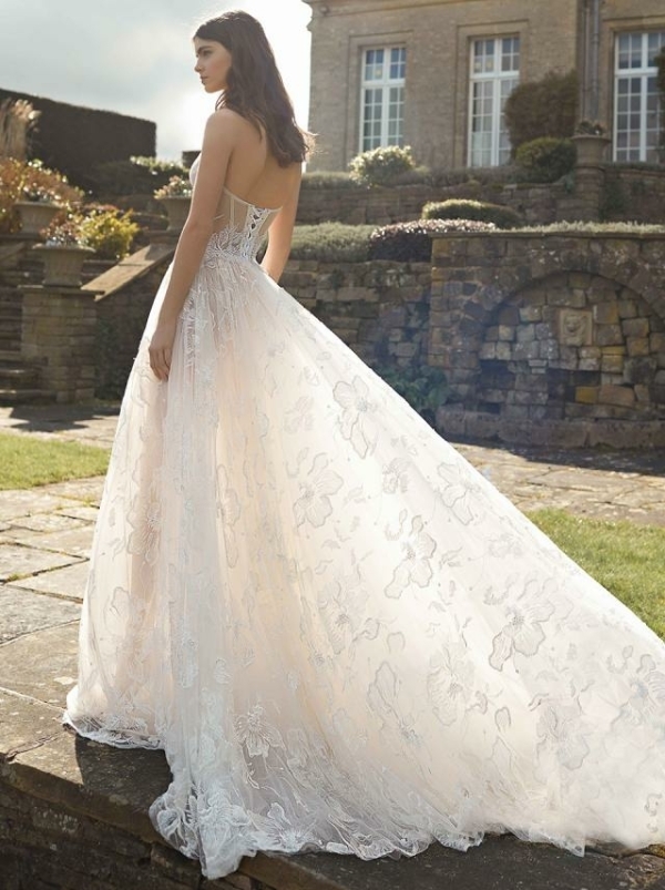 Платья Blanche Bridal