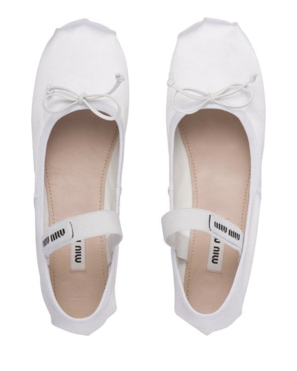 Балеткор не покидает: 10 модных балеток на