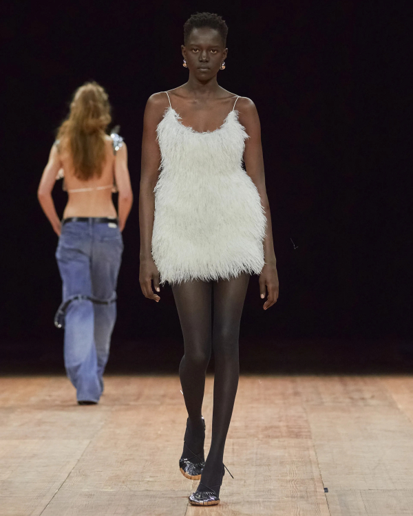 На заметку невестам: осенне-зимние тренды с модных