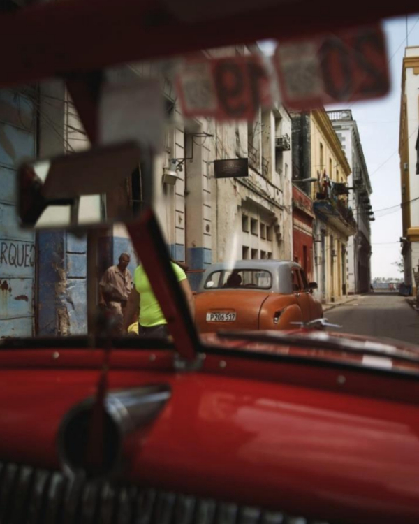 Где провести медовый месяц в бархатный сезон?