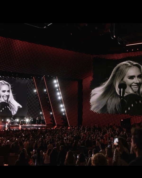 Someone like you: история любви Адель и