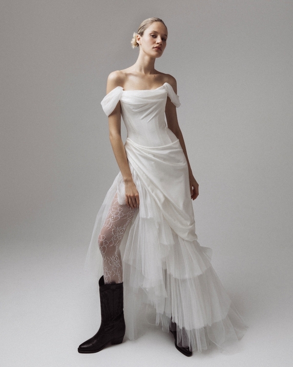 Шьем идеальное свадебное платье на холодное время