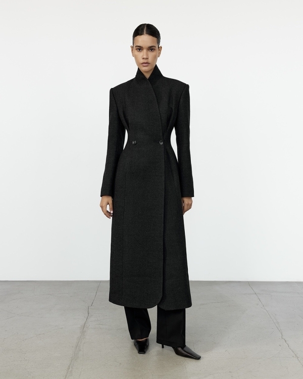 Что надеть гостям на свадьбу осенью?