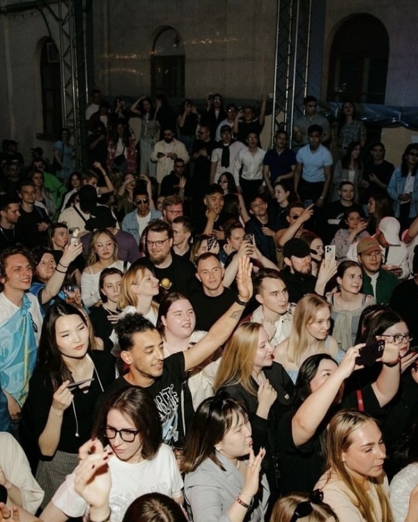 Танцуют все! Лучшие бары и клубы Санкт-Петербурга